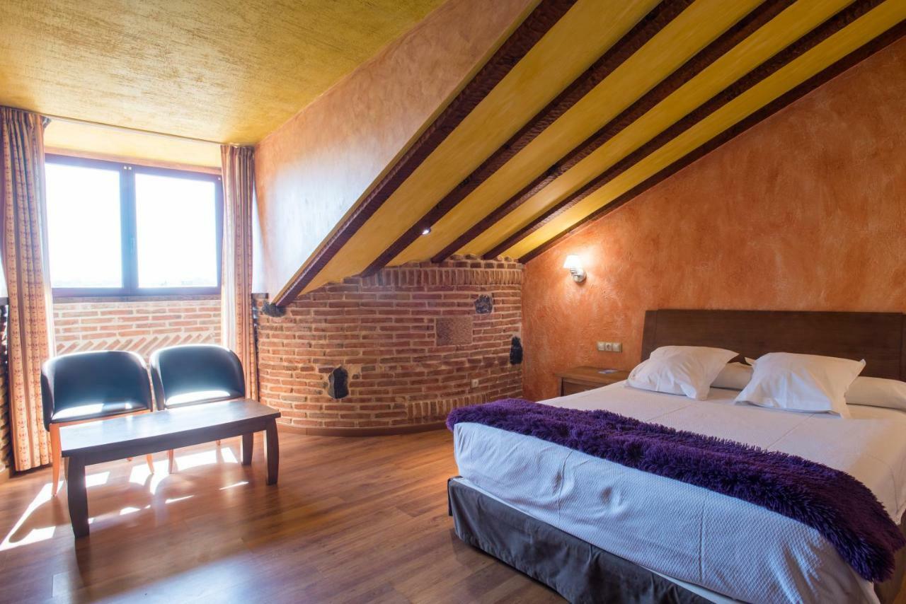 Hotel Spa Villa Pasiega オスナヨ エクステリア 写真