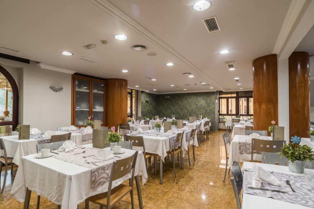 Hotel Spa Villa Pasiega オスナヨ エクステリア 写真