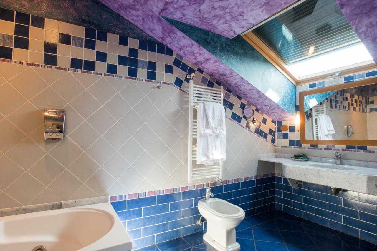 Hotel Spa Villa Pasiega オスナヨ エクステリア 写真
